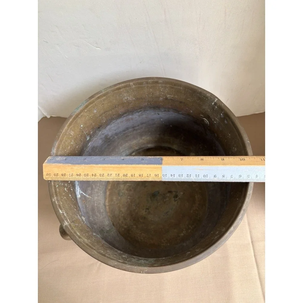 Vintage Jardiniere Hammered Brass Planter w Elephant Head Handles 9